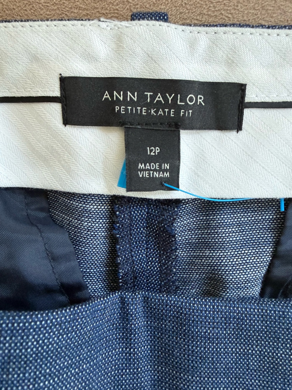 ANN TAYLOR Petite Kate Fit Textured Pants - Picture 9 of 9